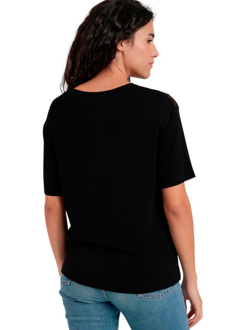T-shirt à manches courtes CHEST LACE - Kiabi T-shirt à manches courtes CHEST LACE - Kiabi