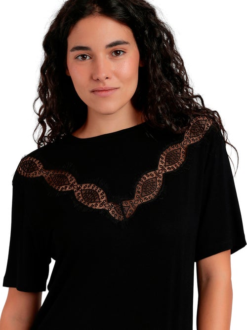 T-shirt à manches courtes CHEST LACE - Kiabi T-shirt à manches courtes CHEST LACE - Kiabi