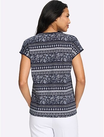 T-shirt à Manches Courtes Détails élégants En Dentelle - Taille Standard - Moda Vilona