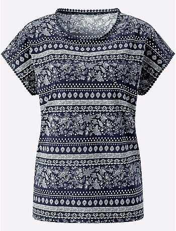 T-shirt à Manches Courtes Détails élégants En Dentelle - Taille Standard - Moda Vilona