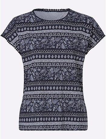T-shirt à Manches Courtes Détails élégants En Dentelle - Taille Standard - Moda Vilona