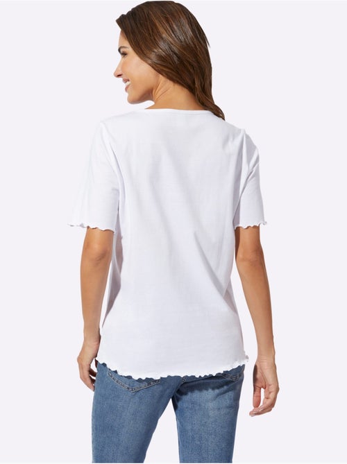 T-shirt à manches courtes en coton avec col rond et motif graphique - Taille standard - Moda Vilona - Kiabi T-shirt à manches courtes en coton avec col rond et motif graphique - Taille standard - Moda Vilona - Kiabi