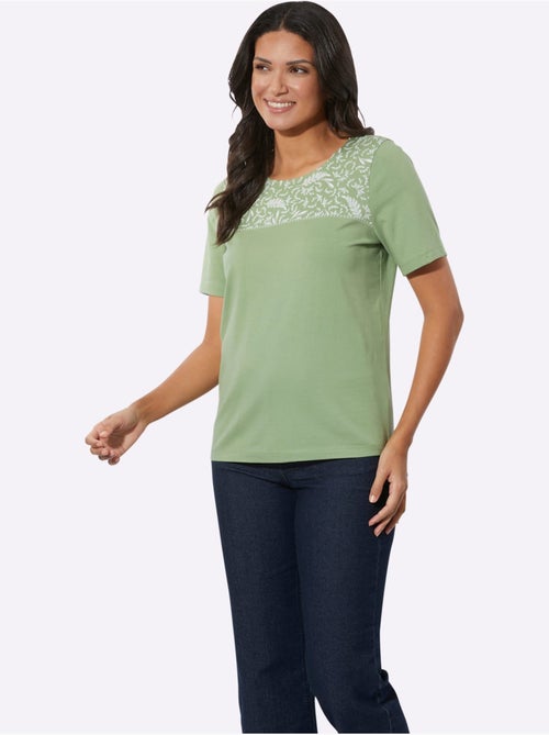 T-shirt à manches courtes en coton avec imprimé feuilles en haut - Taille standard - Moda Vilona - Kiabi T-shirt à manches courtes en coton avec imprimé feuilles en haut - Taille standard - Moda Vilona - Kiabi