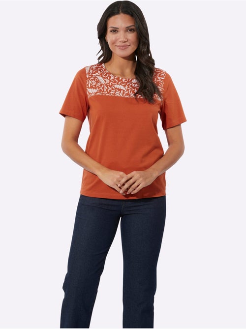 T-shirt à manches courtes en coton avec imprimé feuilles en haut - Taille standard - Moda Vilona - Kiabi T-shirt à manches courtes en coton avec imprimé feuilles en haut - Taille standard - Moda Vilona - Kiabi