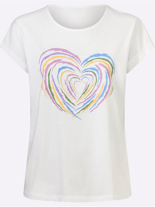 T-shirt à manches courtes en coton avec motif cœur devant - Taille standard - Moda Vilona - Kiabi T-shirt à manches courtes en coton avec motif cœur devant - Taille standard - Moda Vilona - Kiabi