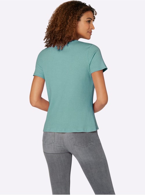 T-shirt à manches courtes en qualité côtelée avec col en V - Taille standard - Witt - Kiabi T-shirt à manches courtes en qualité côtelée avec col en V - Taille standard - Witt - Kiabi