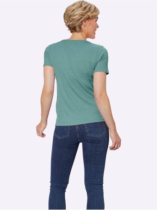 T-shirt à manches courtes en qualité côtelée avec col en V - Taille standard - Witt - Kiabi T-shirt à manches courtes en qualité côtelée avec col en V - Taille standard - Witt - Kiabi
