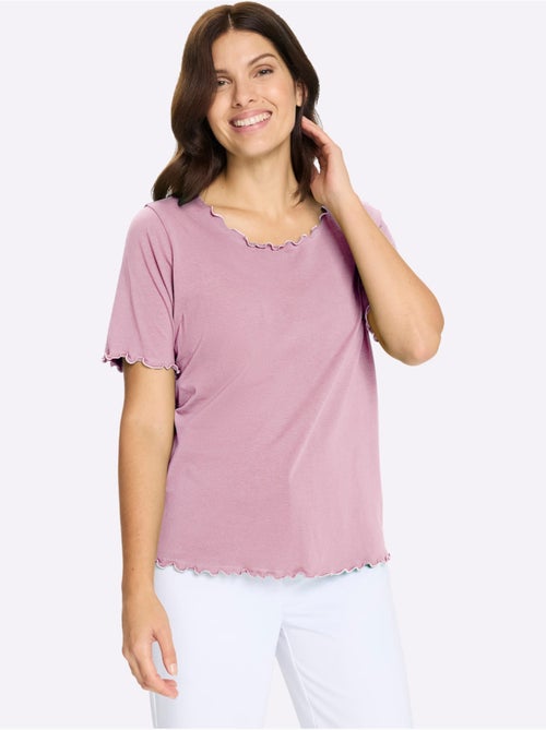 T-shirt à manches courtes en qualité douce avec finitions ondulées - Taille standard - Moda Vilona - Kiabi T-shirt à manches courtes en qualité douce avec finitions ondulées - Taille standard - Moda Vilona - Kiabi