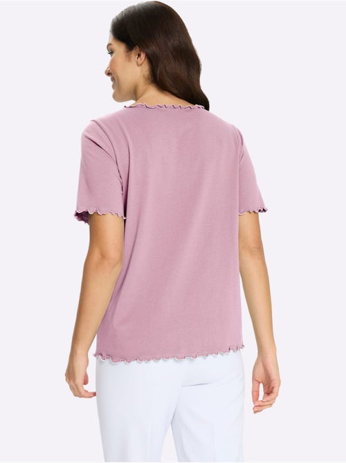 T-shirt à manches courtes en qualité douce avec finitions ondulées - Taille standard - Moda Vilona - Kiabi T-shirt à manches courtes en qualité douce avec finitions ondulées - Taille standard - Moda Vilona - Kiabi