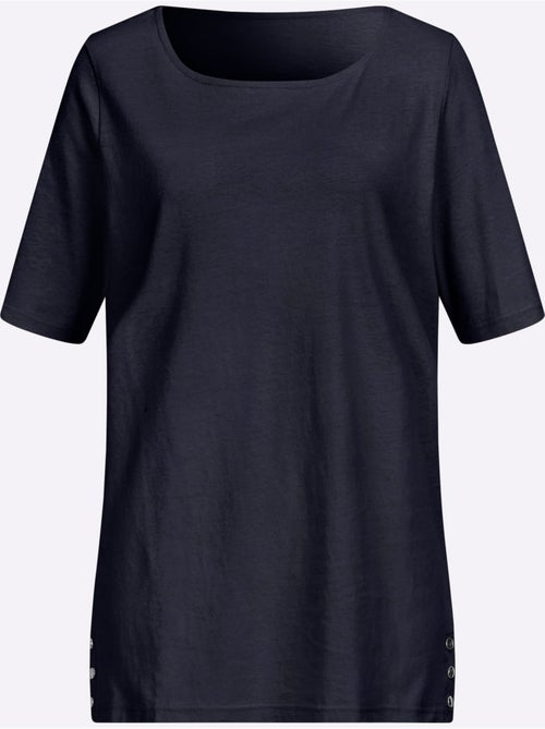 T-shirt à manches courtes encolure en U avec fentes décoratives - Taille standard - Moda Vilona - Kiabi T-shirt à manches courtes encolure en U avec fentes décoratives - Taille standard - Moda Vilona - Kiabi