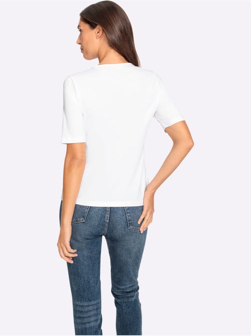 T-shirt à Manches Courtes Encolure Raffinée - Taille Standard - Helline - Kiabi T-shirt à Manches Courtes Encolure Raffinée - Taille Standard - Helline - Kiabi