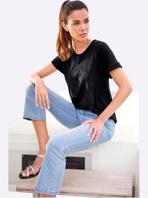 T-shirt à Manches Courtes Imprimé à Effet 3d - Taille Standard - helline - Kiabi