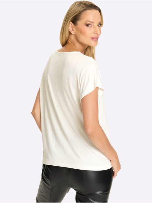 T-shirt à Manches Courtes Imprimé Avec Pierres Brillantes Fantaisie - Taille Standard - Helline - Kiabi T-shirt à Manches Courtes Imprimé Avec Pierres Brillantes Fantaisie - Taille Standard - Helline - Kiabi