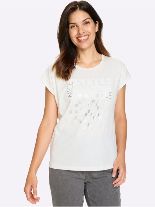 T-shirt à Manches Courtes Imprimé Brillant - Taille Standard - Moda Vilona - Kiabi T-shirt à Manches Courtes Imprimé Brillant - Taille Standard - Moda Vilona - Kiabi