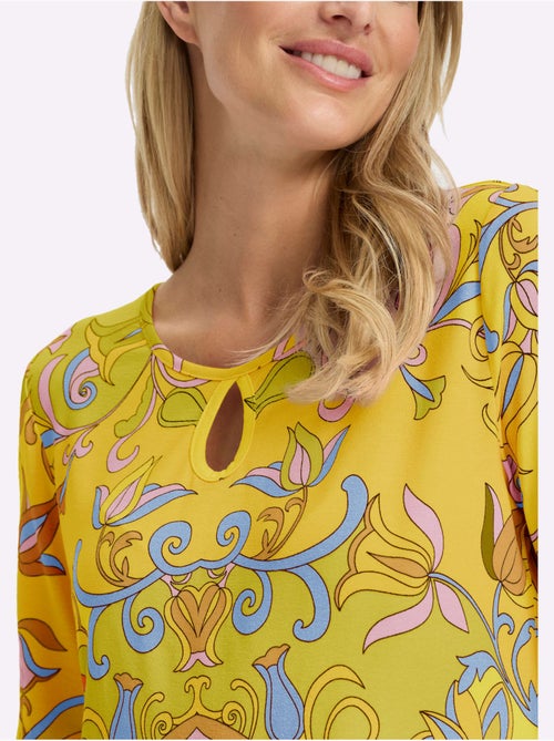 T-shirt à Manches Courtes Imprimé Floral - Taille Standard - Helline - Kiabi T-shirt à Manches Courtes Imprimé Floral - Taille Standard - Helline - Kiabi