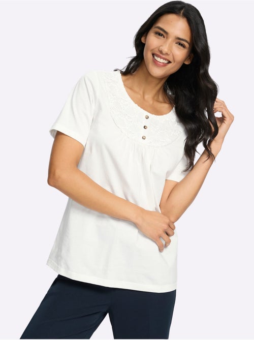 T-shirt à Manches Courtes Patte De Boutonnage Décorative Devant - Taille Standard - Moda Vilona - Kiabi T-shirt à Manches Courtes Patte De Boutonnage Décorative Devant - Taille Standard - Moda Vilona - Kiabi