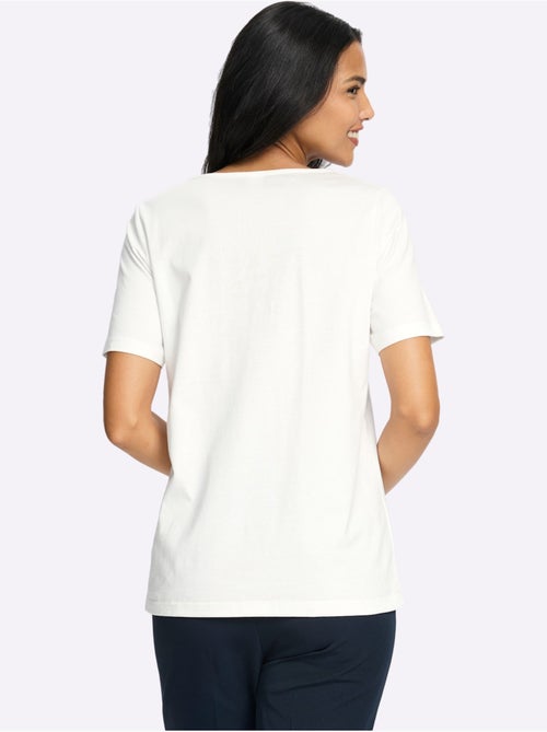 T-shirt à Manches Courtes Patte De Boutonnage Décorative Devant - Taille Standard - Moda Vilona - Kiabi T-shirt à Manches Courtes Patte De Boutonnage Décorative Devant - Taille Standard - Moda Vilona - Kiabi