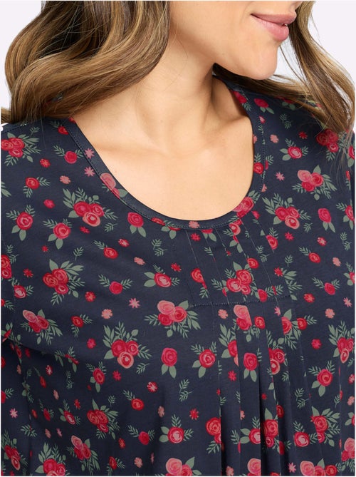T-shirt à Manches Courtes Plis Affinants à L'encolure - Taille Standard - Moda Vilona - Kiabi T-shirt à Manches Courtes Plis Affinants à L'encolure - Taille Standard - Moda Vilona - Kiabi