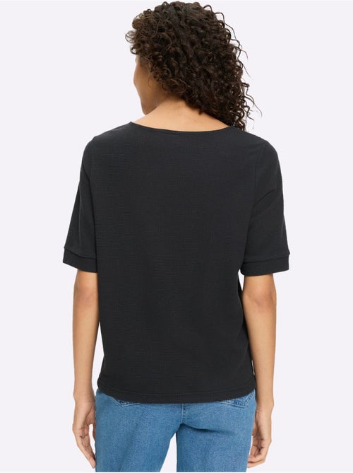 T-shirt à Manches Courtes Qualité Finement Structurée - Taille Standard - Helline - Kiabi T-shirt à Manches Courtes Qualité Finement Structurée - Taille Standard - Helline - Kiabi