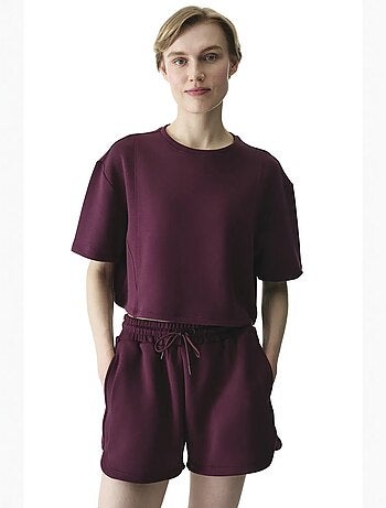 T-shirt à manches courtes texturé effet soyeux avec détails de couture penti