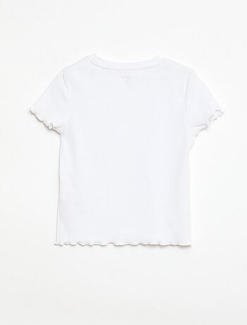 T-shirt à manches courtesavec forme ajourée