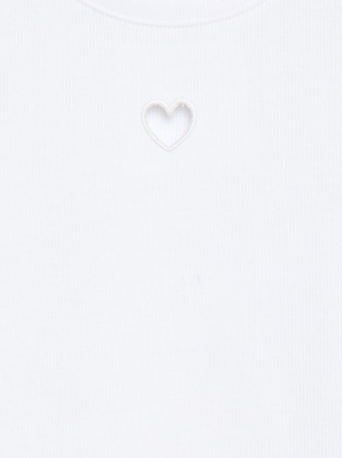 T-shirt à manches courtesavec forme ajourée - Kiabi