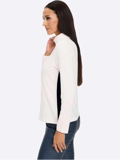 T-shirt à manches longues col roulé flatteur - taille standard - helline - Kiabi T-shirt à manches longues col roulé flatteur - taille standard - helline - Kiabi