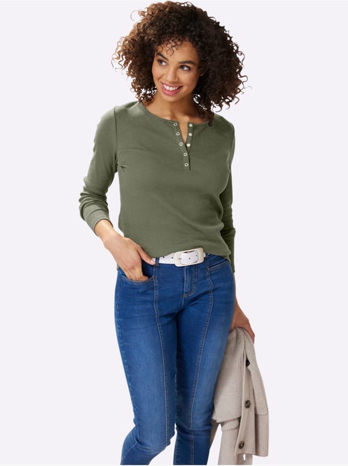 T-shirt à Manches Longues Encolure Avec Patte De Boutonnage - Taille Standard - Helline - Kiabi T-shirt à Manches Longues Encolure Avec Patte De Boutonnage - Taille Standard - Helline - Kiabi