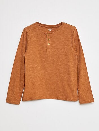 T-shirt à manches longues et col tunisien