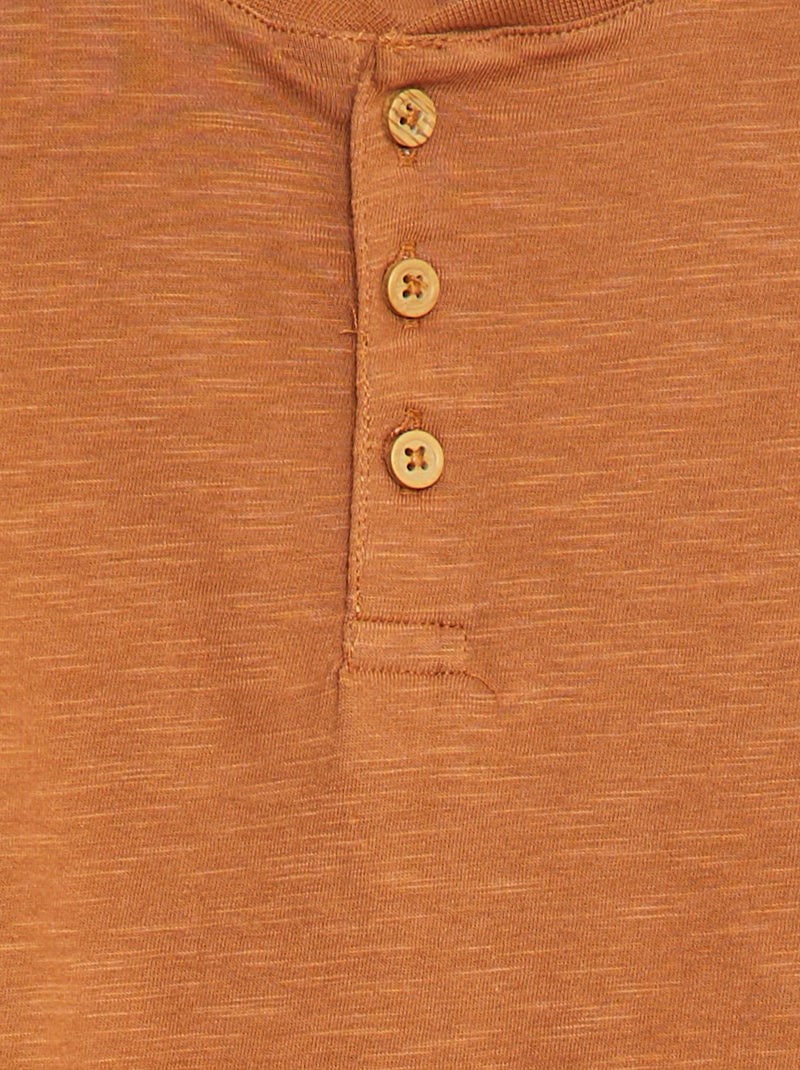 T-shirt à manches longues et col tunisien Marron - Kiabi