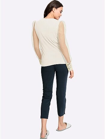 T-shirt à Manches Longues Jolie Dentelle Sur L'encolure - Taille Standard - Helline