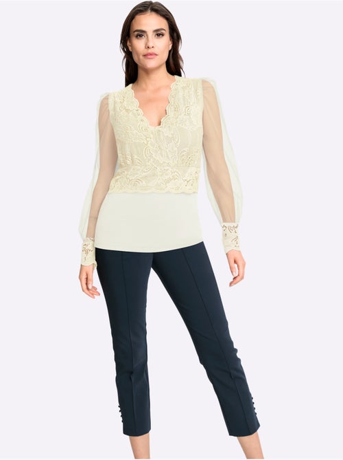 T-shirt à Manches Longues Jolie Dentelle Sur L'encolure - Taille Standard - Helline - Kiabi