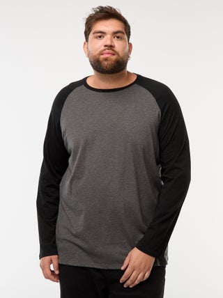 T-shirt à manches longues raglan et col rond