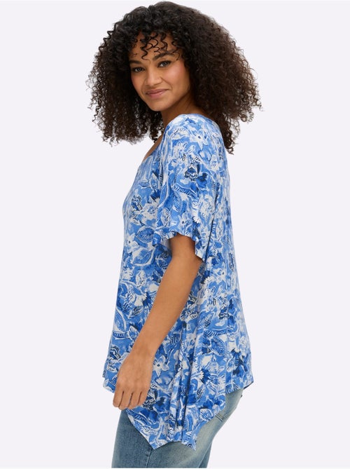 T-shirt à Pointes Forme Fluide En Pointe - Taille Standard - Sheego - Kiabi T-shirt à Pointes Forme Fluide En Pointe - Taille Standard - Sheego - Kiabi