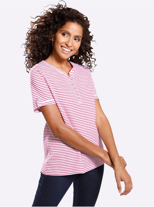 T-shirt à rayures avec encolure ronde et patte de boutonnage - Taille standard - Moda Vilona - Kiabi T-shirt à rayures avec encolure ronde et patte de boutonnage - Taille standard - Moda Vilona - Kiabi