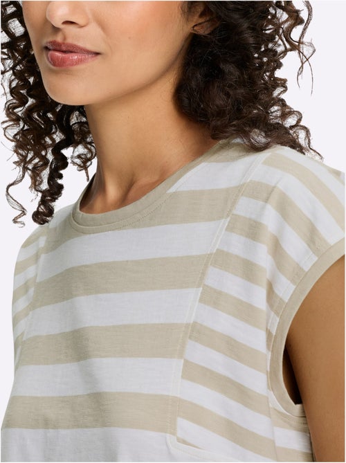 T-shirt à Rayures Pur Coton - Taille Standard - Helline - Kiabi T-shirt à Rayures Pur Coton - Taille Standard - Helline - Kiabi