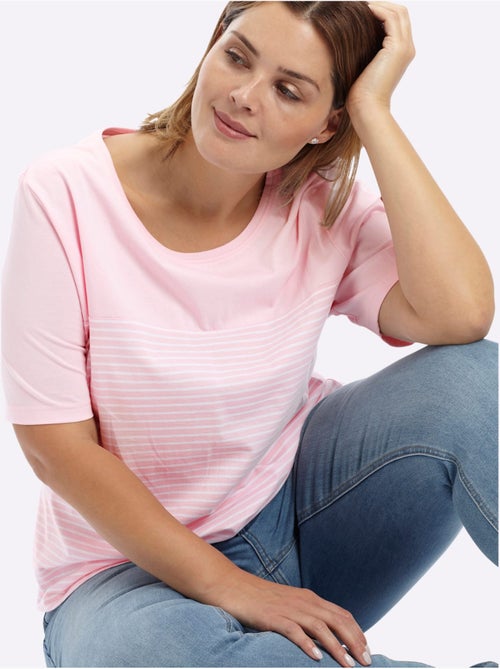 T-shirt à Rayures Sportives - Taille Standard - Sheego - Kiabi T-shirt à Rayures Sportives - Taille Standard - Sheego - Kiabi