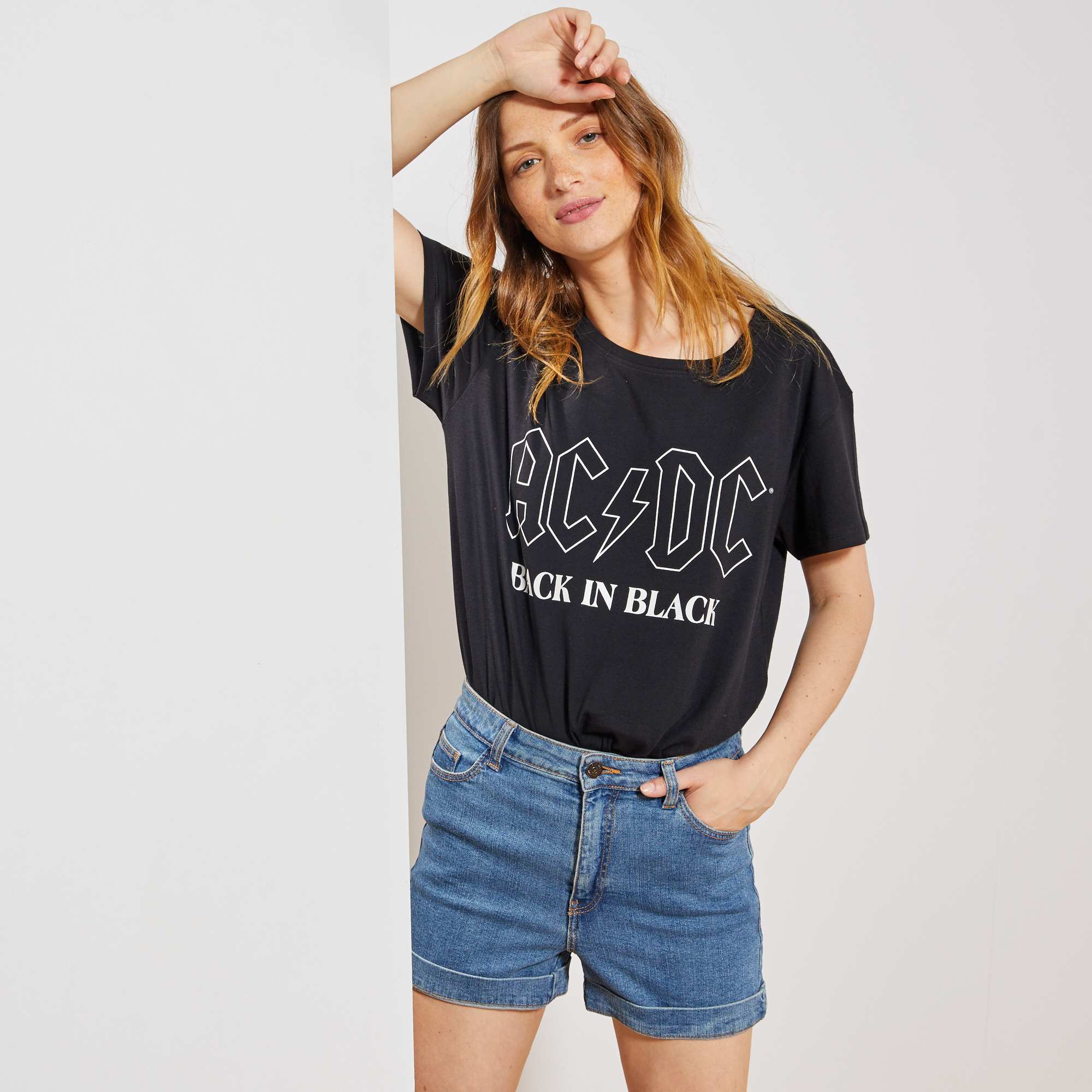  T  shirt  ACDC Femme  noir Kiabi 10 00 