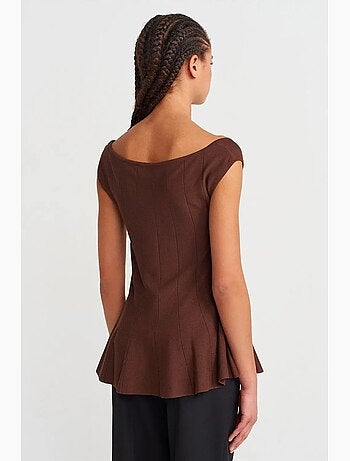 T-shirt ajusté peplum en maille côtelée à manches courtes dilvin