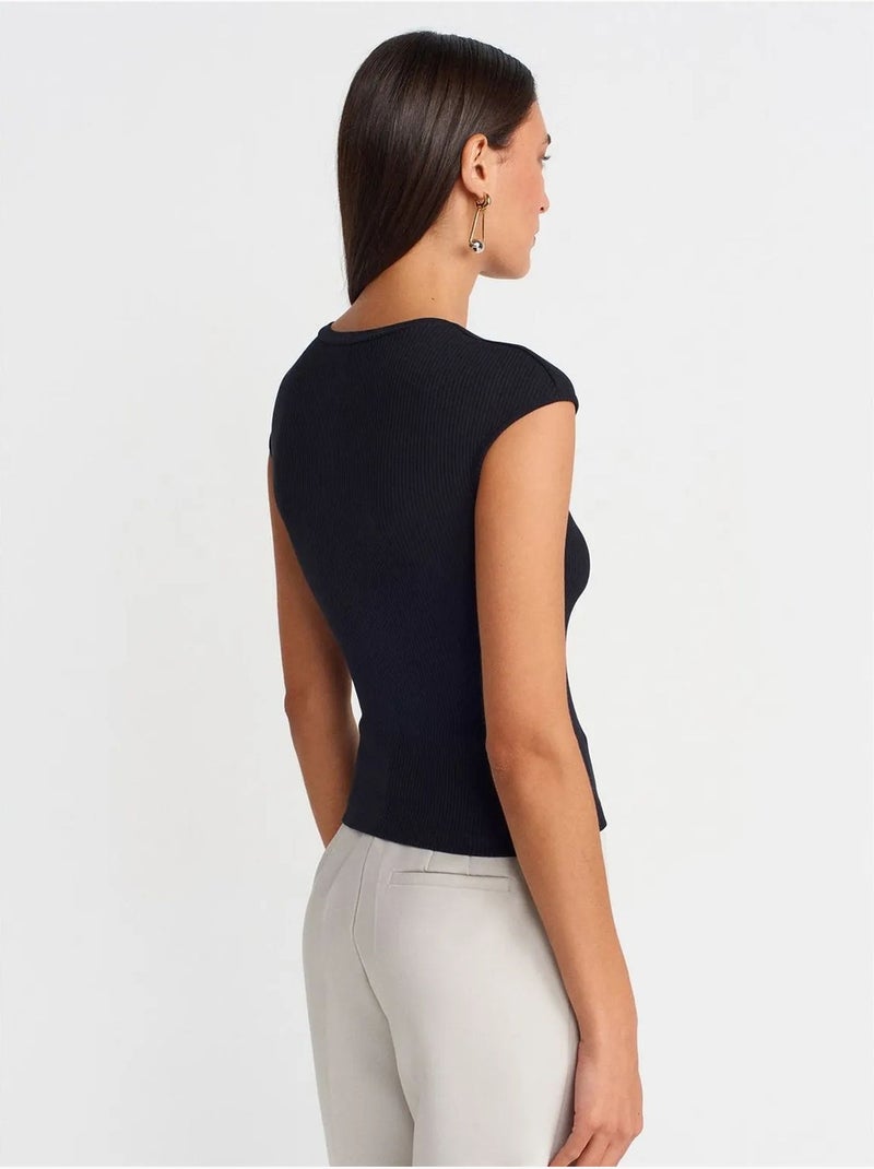 T-shirt Ajusté En Jersey De Coton À Col Rond Noir - Kiabi