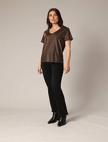 T-shirt ample avec col en V. 'Deeluxe'