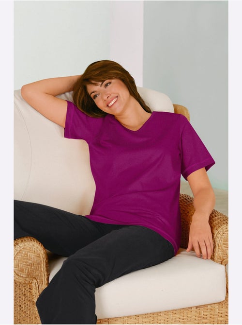 T-shirt avec col V et manches courtes à coutures décoratives - Taille standard - Moda Vilona - Kiabi T-shirt avec col V et manches courtes à coutures décoratives - Taille standard - Moda Vilona - Kiabi