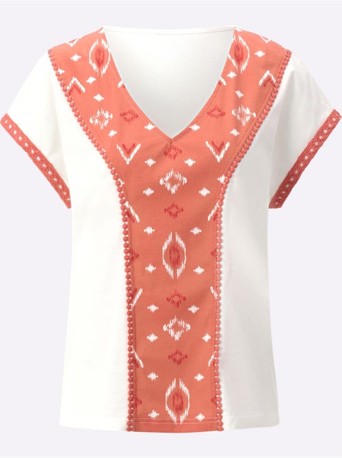 T-shirt avec col V et motif ethnique en empiècement - Taille standard - Moda Vilona - Kiabi T-shirt avec col V et motif ethnique en empiècement - Taille standard - Moda Vilona - Kiabi