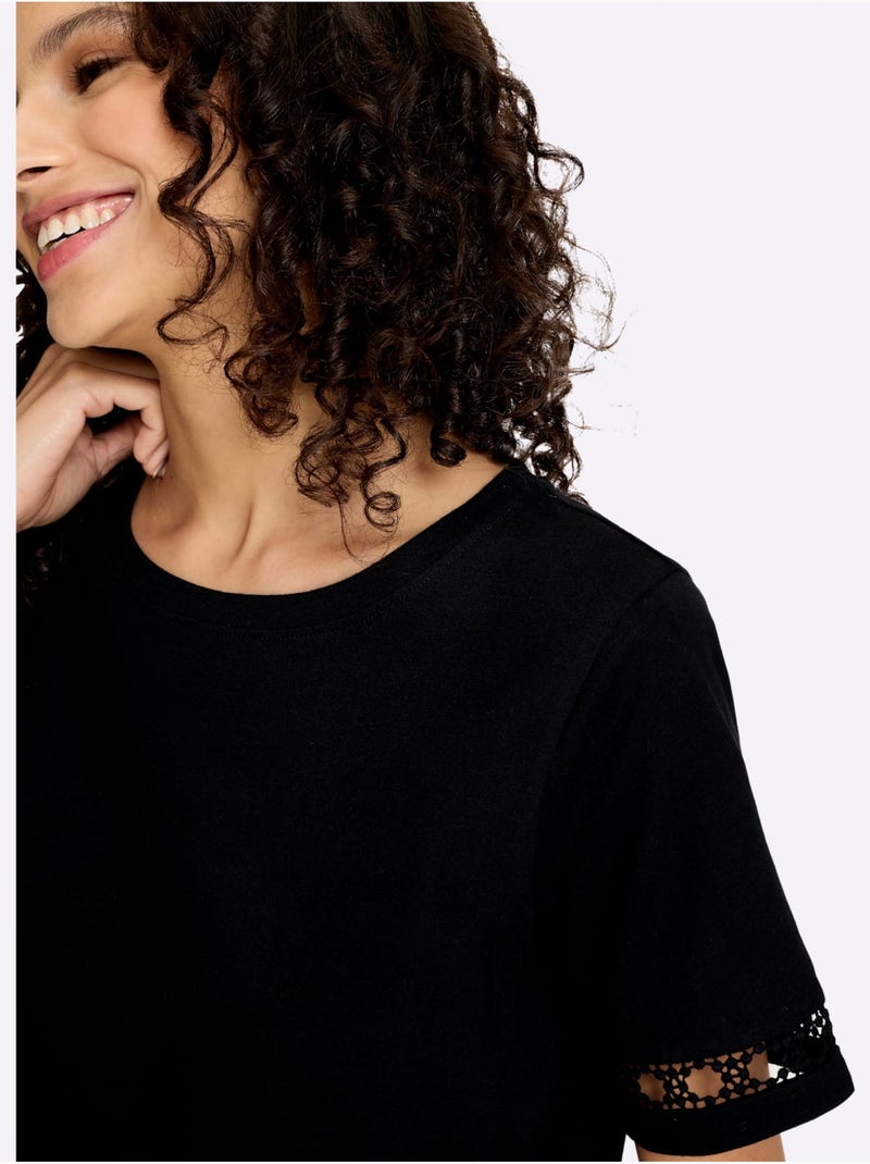 T-shirt Avec Décoration Crochetée - Taille Standard - Helline Noir - Kiabi
