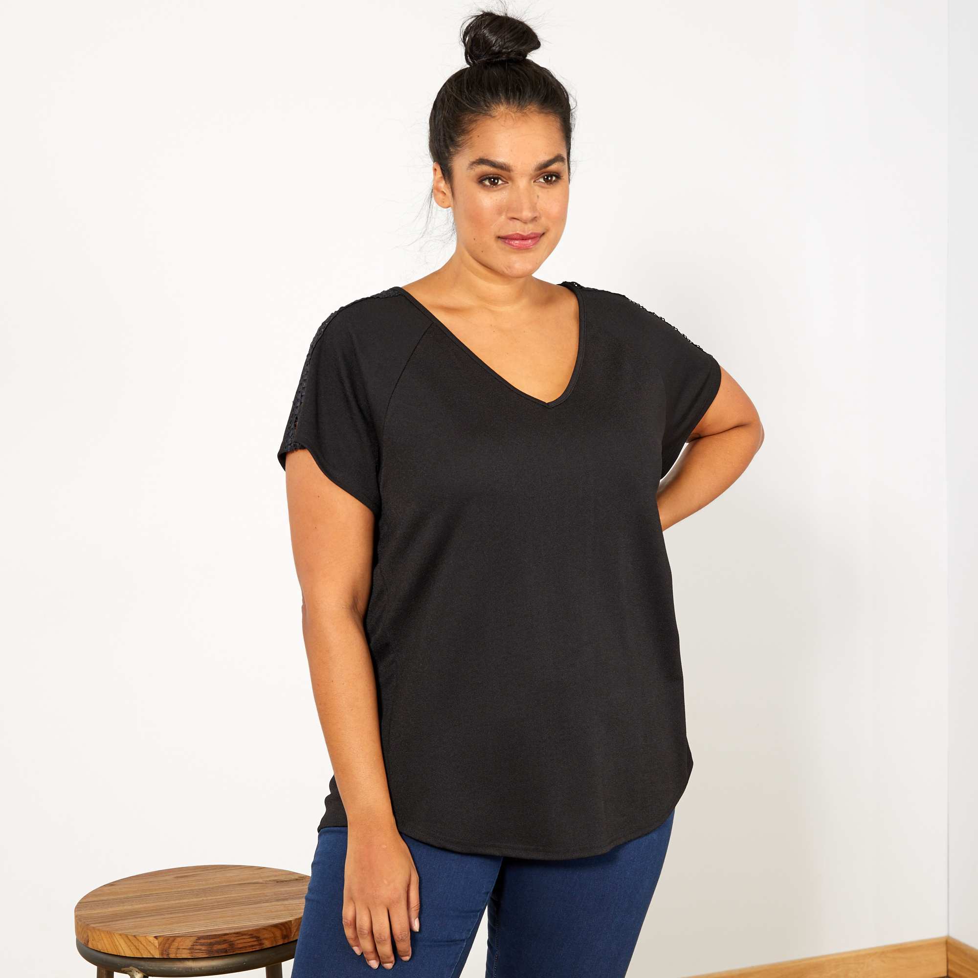 T-shirt avec détail macramé Grande taille femme - noir - Kiabi - 18,00€