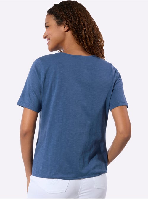 T-shirt avec encolure en cœur et empiècements en dentelle - Taille standard - Witt - Kiabi T-shirt avec encolure en cœur et empiècements en dentelle - Taille standard - Witt - Kiabi