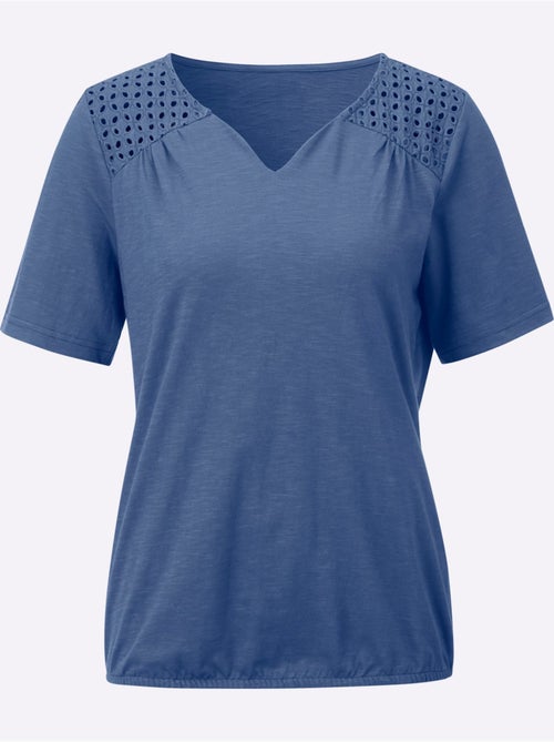 T-shirt avec encolure en cœur et empiècements en dentelle - Taille standard - Witt - Kiabi T-shirt avec encolure en cœur et empiècements en dentelle - Taille standard - Witt - Kiabi