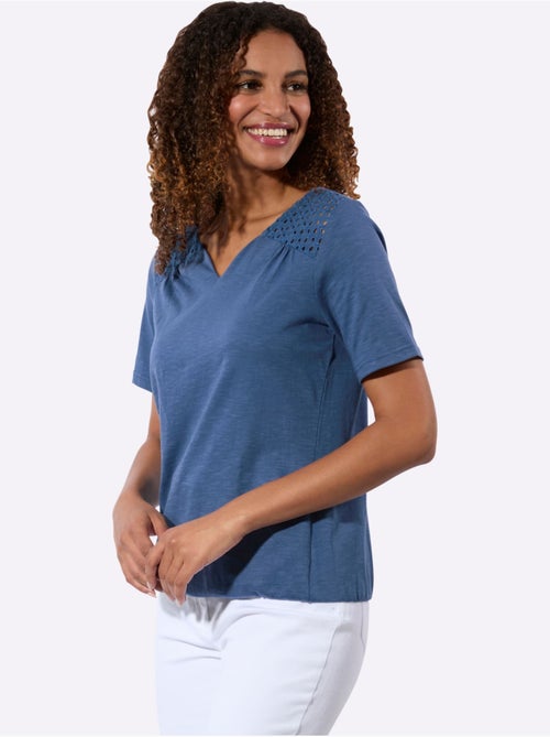 T-shirt avec encolure en cœur et empiècements en dentelle - Taille standard - Witt - Kiabi T-shirt avec encolure en cœur et empiècements en dentelle - Taille standard - Witt - Kiabi