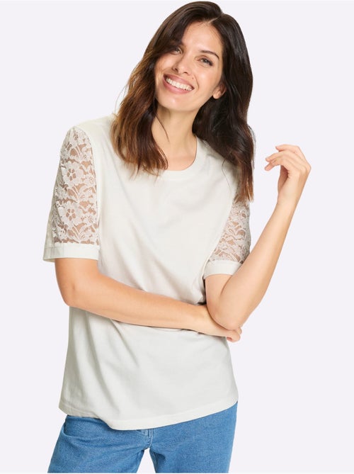 T-shirt avec manches courtes en dentelle florale et jersey - Taille standard - Moda Vilona - Kiabi T-shirt avec manches courtes en dentelle florale et jersey - Taille standard - Moda Vilona - Kiabi
