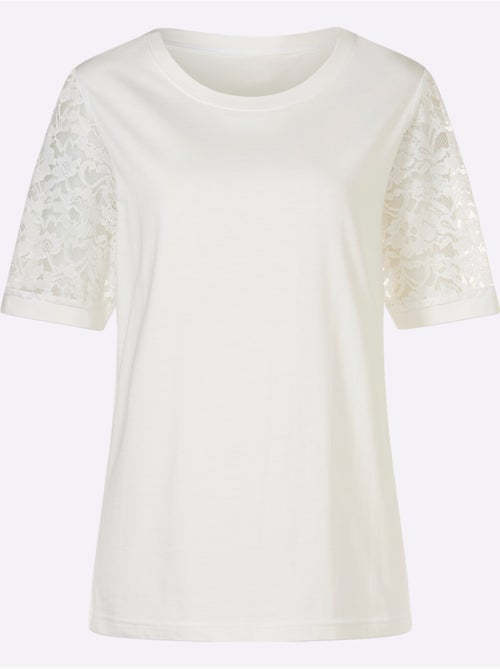 T-shirt avec manches courtes en dentelle florale et jersey - Taille standard - Moda Vilona - Kiabi T-shirt avec manches courtes en dentelle florale et jersey - Taille standard - Moda Vilona - Kiabi